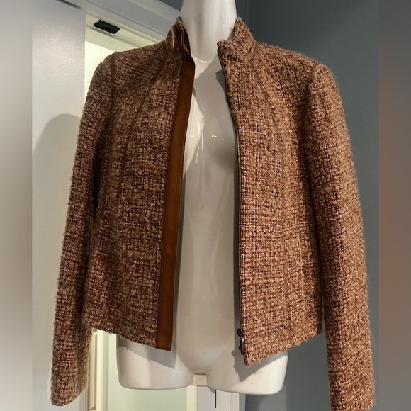 Bergdorf Goodman AKRIS Wool/Lama jacket. NWT.